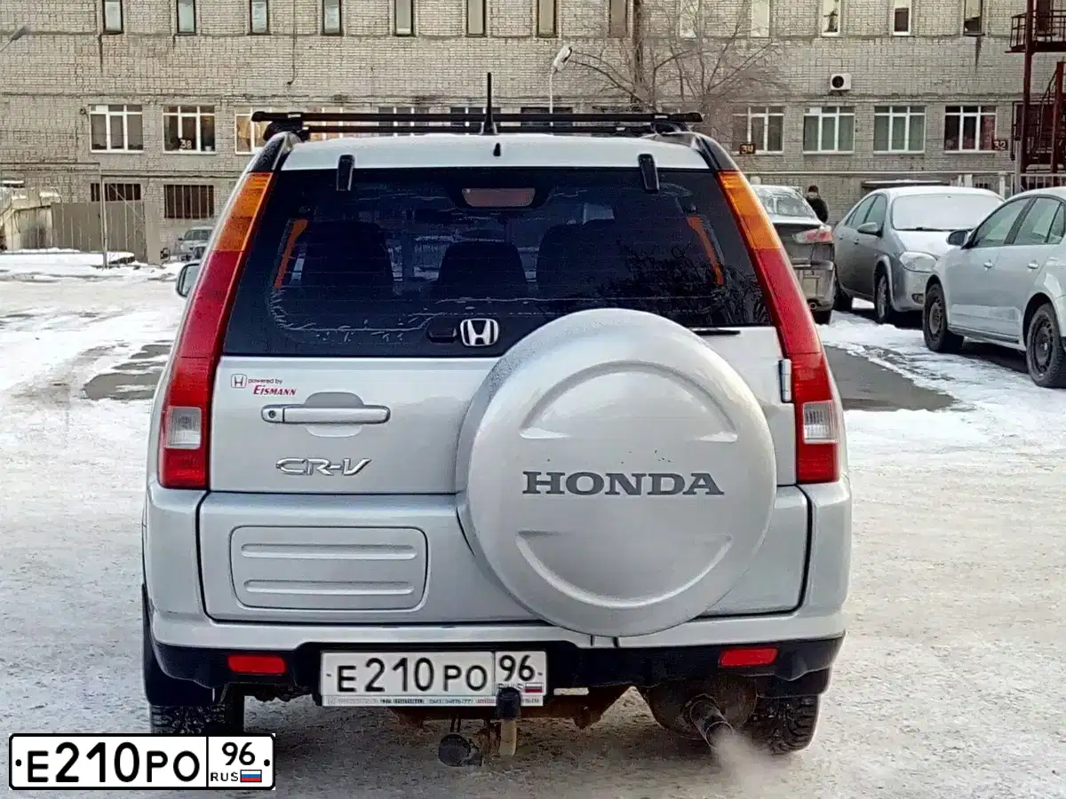 Фото автомобиля HONDA CR-V, 2003 — госномер К721АМ196. Цвет: СВЕТЛО-СЕРЫЙ