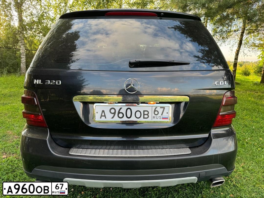 Фото автомобиля MERCEDES M-KLASSE, 2007 — госномер А960ОВ67. Цвет: ЧЕРНЫЙ