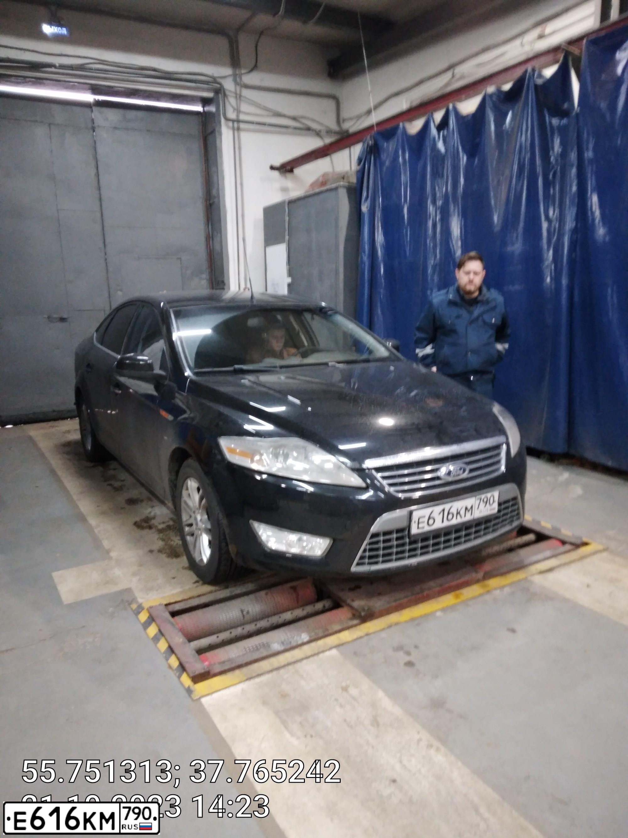 Фото автомобиля FORD MONDEO, 2008 — госномер М214ЕХ76. Цвет: ЧЕРНЫЙ