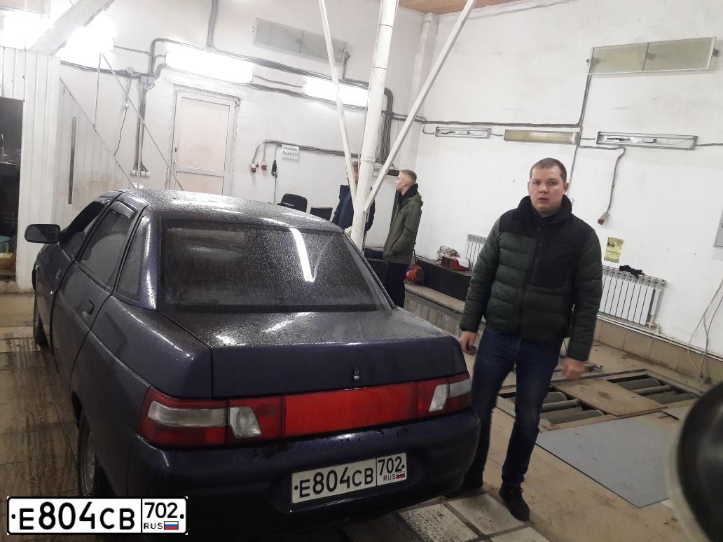 Фото автомобиля LADA 2110, 2002 — госномер Е804СВ702. Цвет: ТЕМНО СИНИЙ
