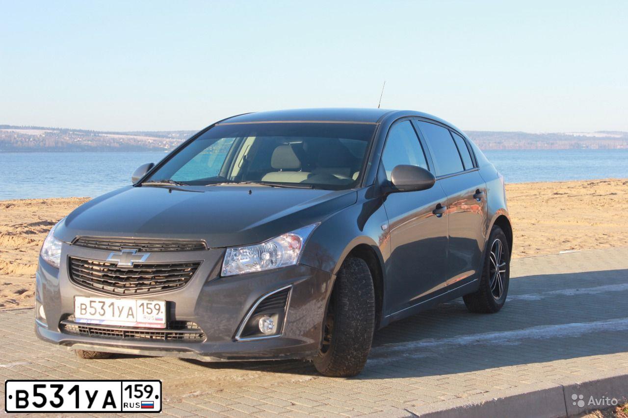 Фото автомобиля CHEVROLET CRUZE, 2013 — госномер В531УА159. Цвет: СЕРЫЙ МЕТАЛЛИК