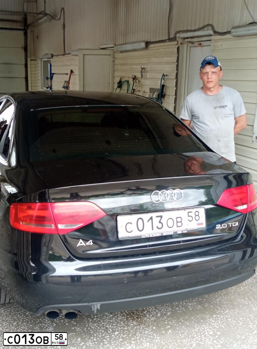 Фото автомобиля AUDI A4, 2008 — госномер С202ЕР58. Цвет: ЧЕРНЫЙ
