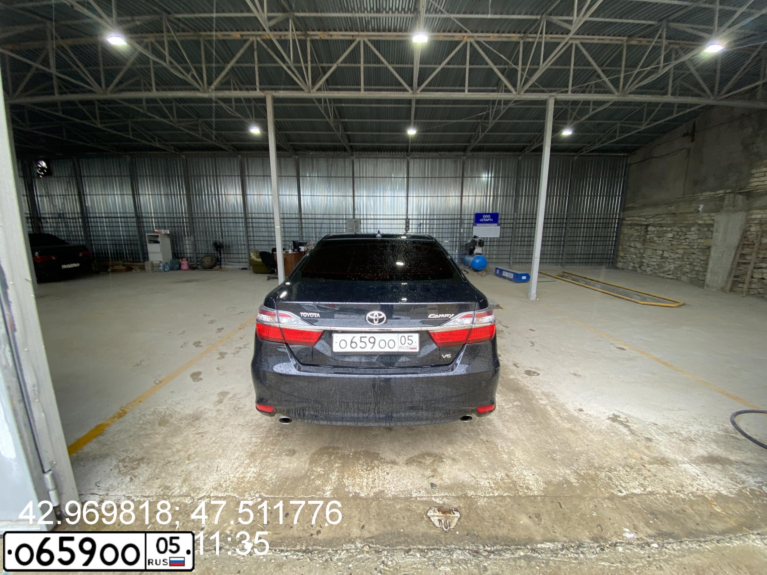 Фото автомобиля TOYOTA CAMRY, 2010 — госномер О659ОО05. Цвет: ЧЕРНЫЙ