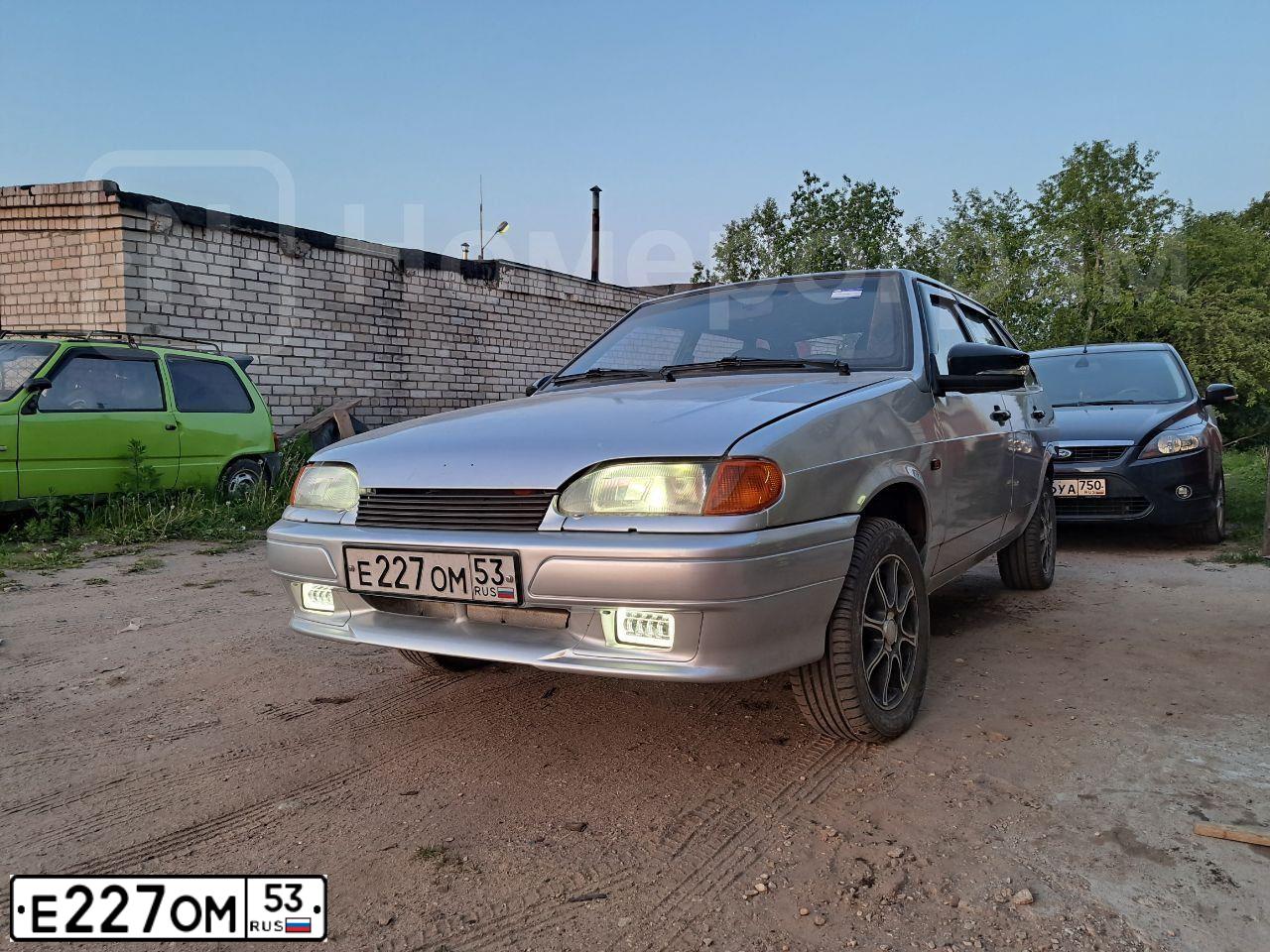 Фото автомобиля LADA 2114 SAMARA, 2004 — госномер К037СТ53. Цвет: СВЕТЛО-СЕРЕБРИСТЫЙ МЕТАЛЛ