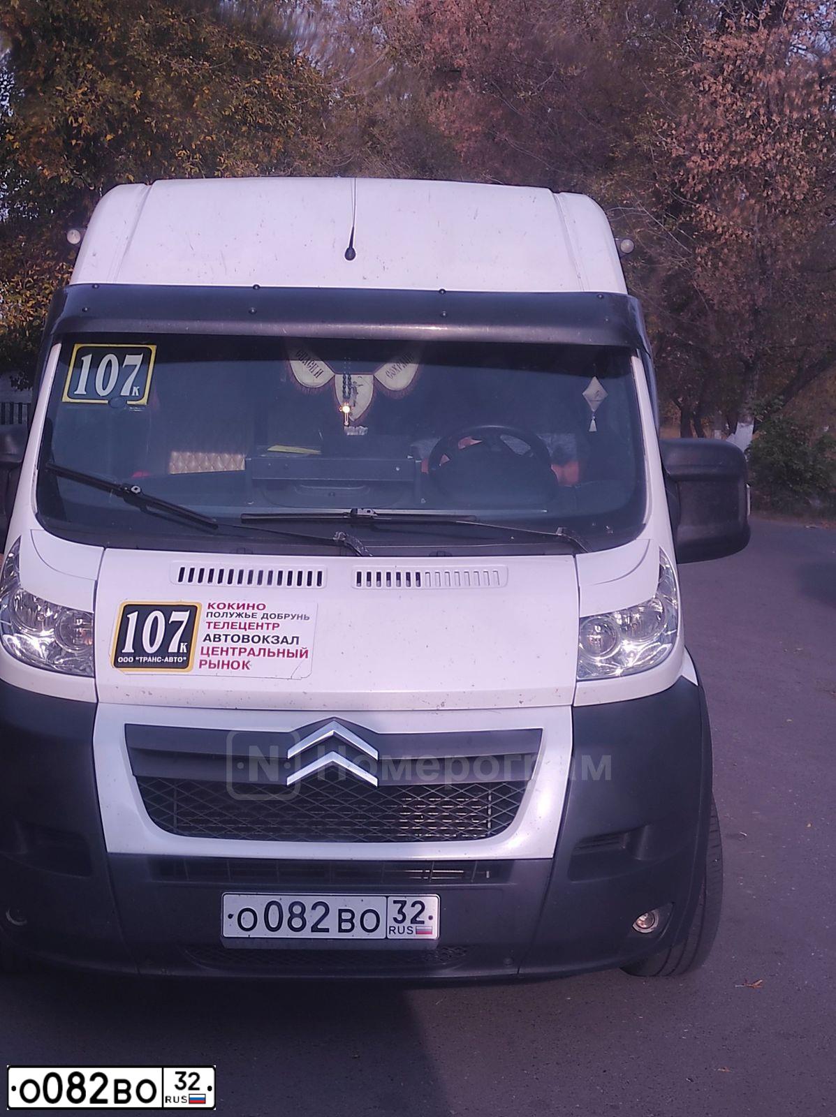Фото автомобиля CITROEN JUMPER, 2014 — госномер О082ВО32. Цвет: Белый