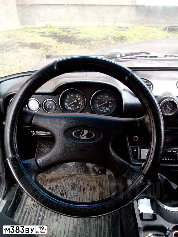 Фото автомобиля NISSAN QASHQAI, 2011 — госномер М383ВУ19. Цвет: ЧЕРНЫЙ