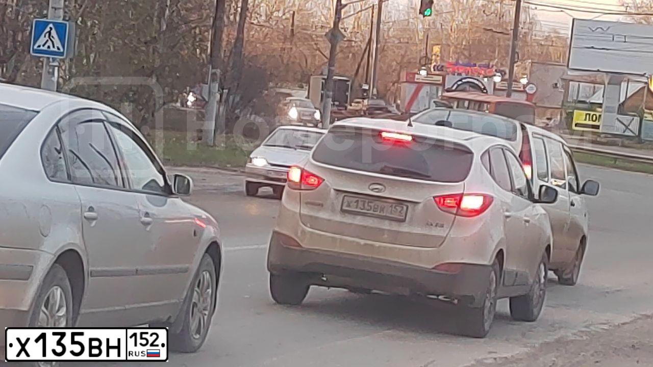 Фото автомобиля HONDA CIVIC, 2008 — госномер С826ВС152. Цвет: ЧЕРНЫЙ