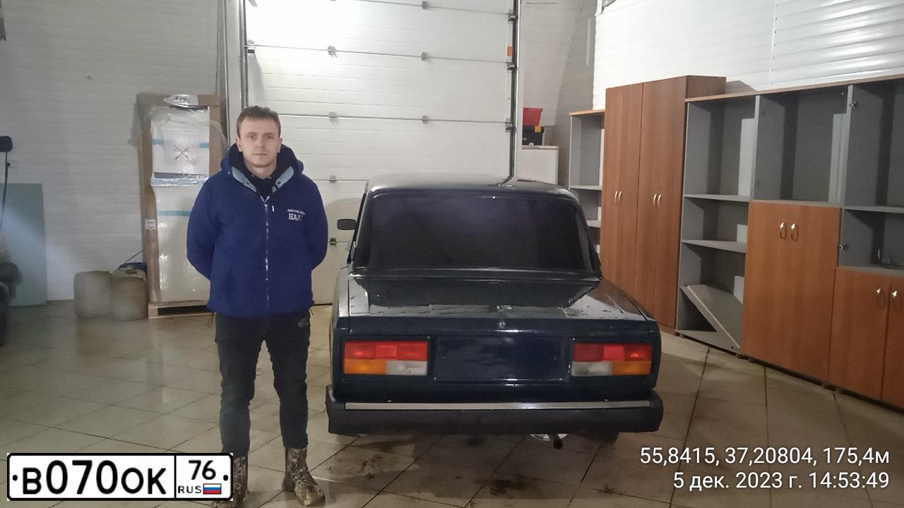 Фото автомобиля LADA 2107, 2008 — госномер Х099ОМ797. Цвет: Темно-зеленый
