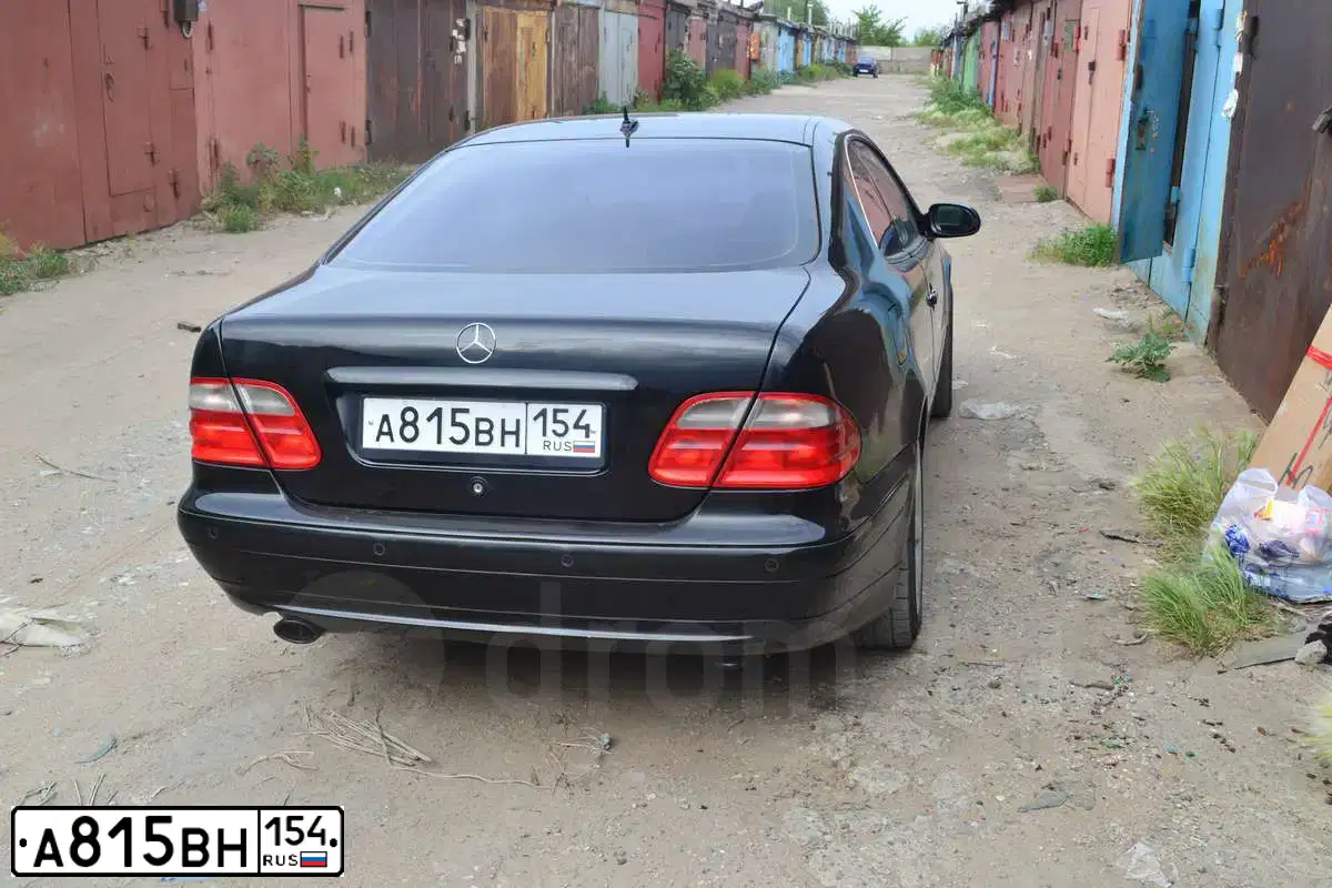 Фото автомобиля MERCEDES CLK-KLASSE, 1999 — госномер А815ВН154. Цвет: ЧЕРНЫЙ