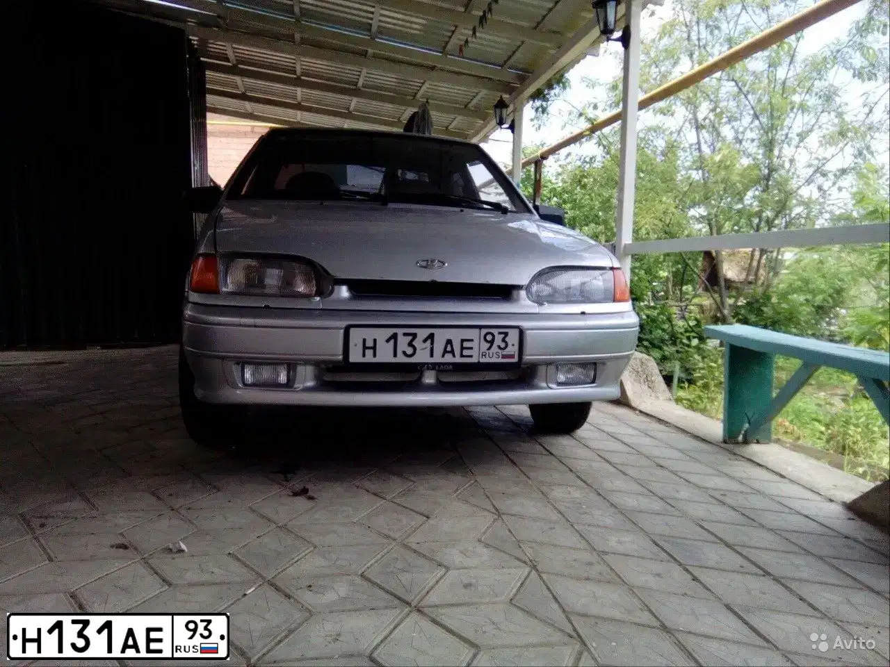 Фото автомобиля LADA 2115 SAMARA, 2005 — госномер Н131АЕ93. Цвет: СВЕТЛО СЕРЕБ МЕТАЛЛ