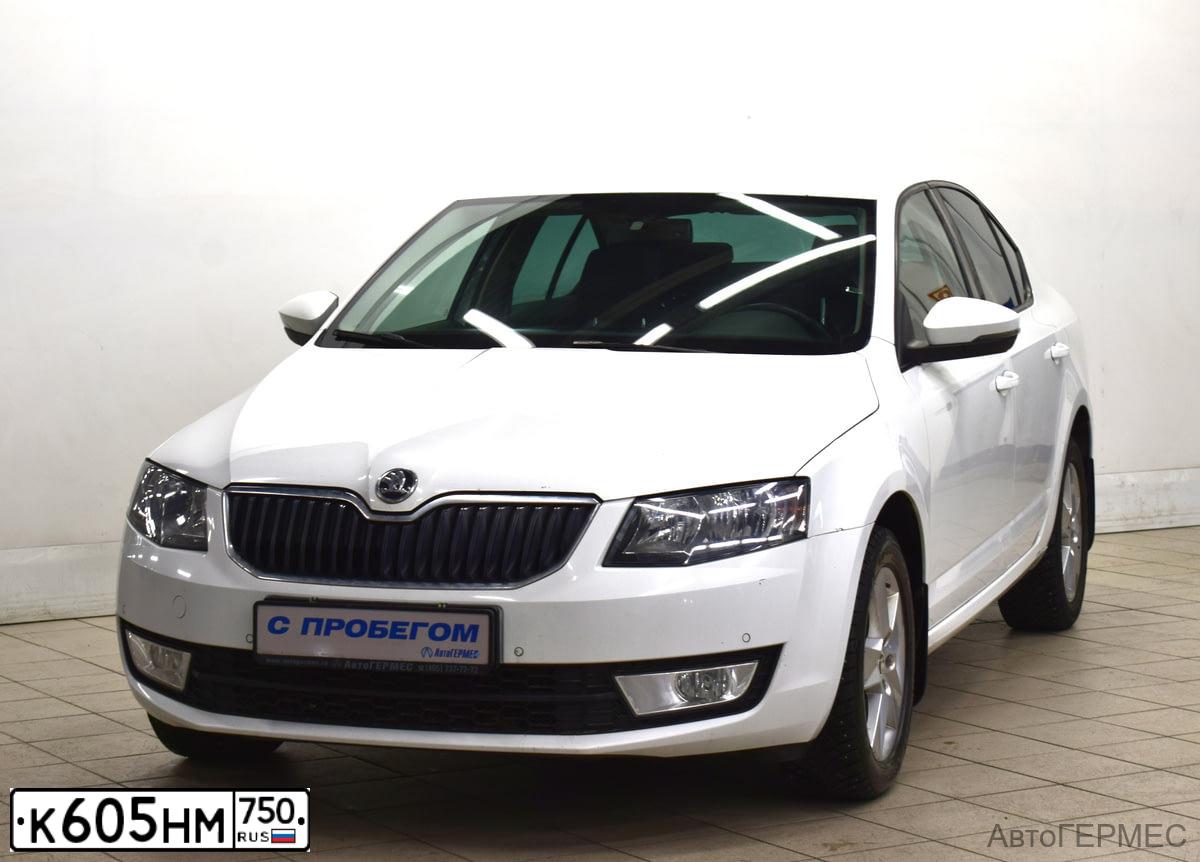 Фото автомобиля SKODA OCTAVIA, 2016 — госномер К605НМ750. Цвет: Белый