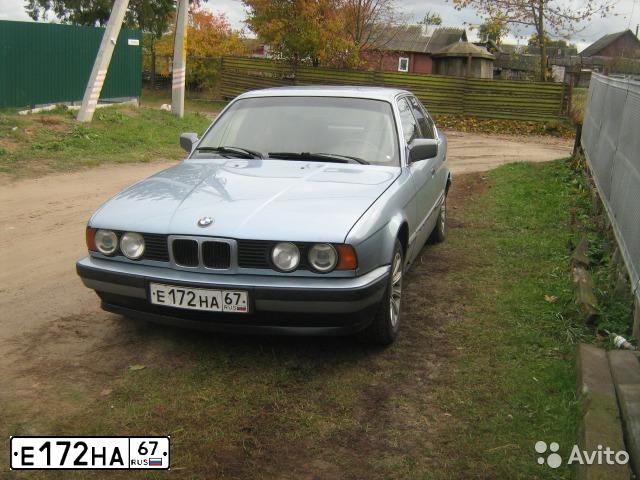 Фото автомобиля BMW SERIE 5, 1990 — госномер О271ОТ71. Цвет: голубой