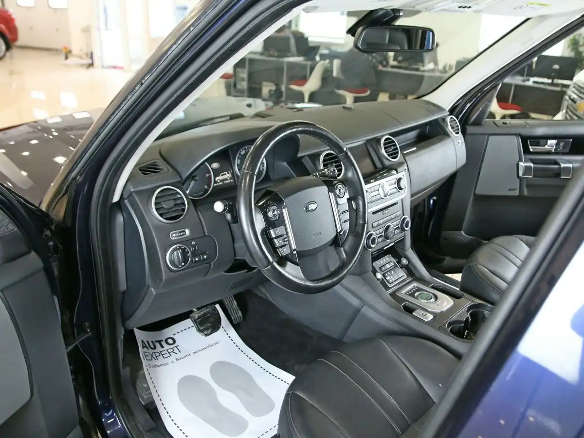 Фото автомобиля LAND ROVER DISCOVERY, 2015 — госномер О360РХ797