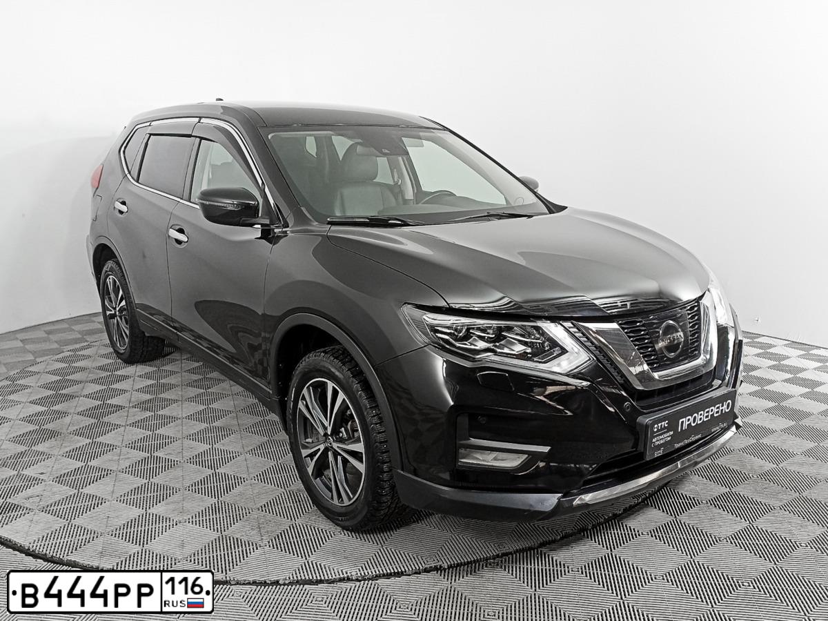 Фото автомобиля MERCEDES E-KLASSE, 2015 — госномер М981КЕ774. Цвет: ЧЕРНЫЙ