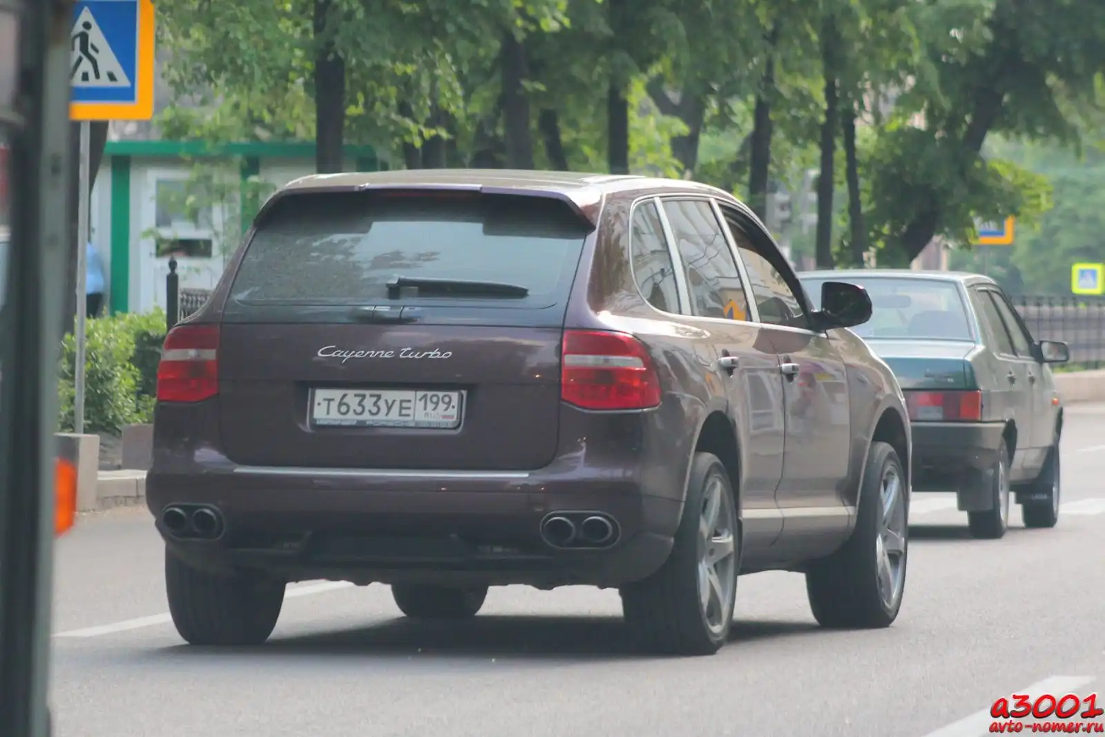 Фото автомобиля PORSCHE CAYENNE, 2008 — госномер У157ЕХ152. Цвет: БОРДОВЫЙ