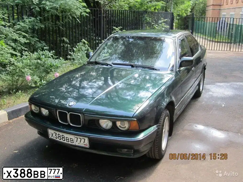 Фото автомобиля BMW SERIE 5, 1994 — госномер О222МН97. Цвет: ЗЕЛЕНЫЙ
