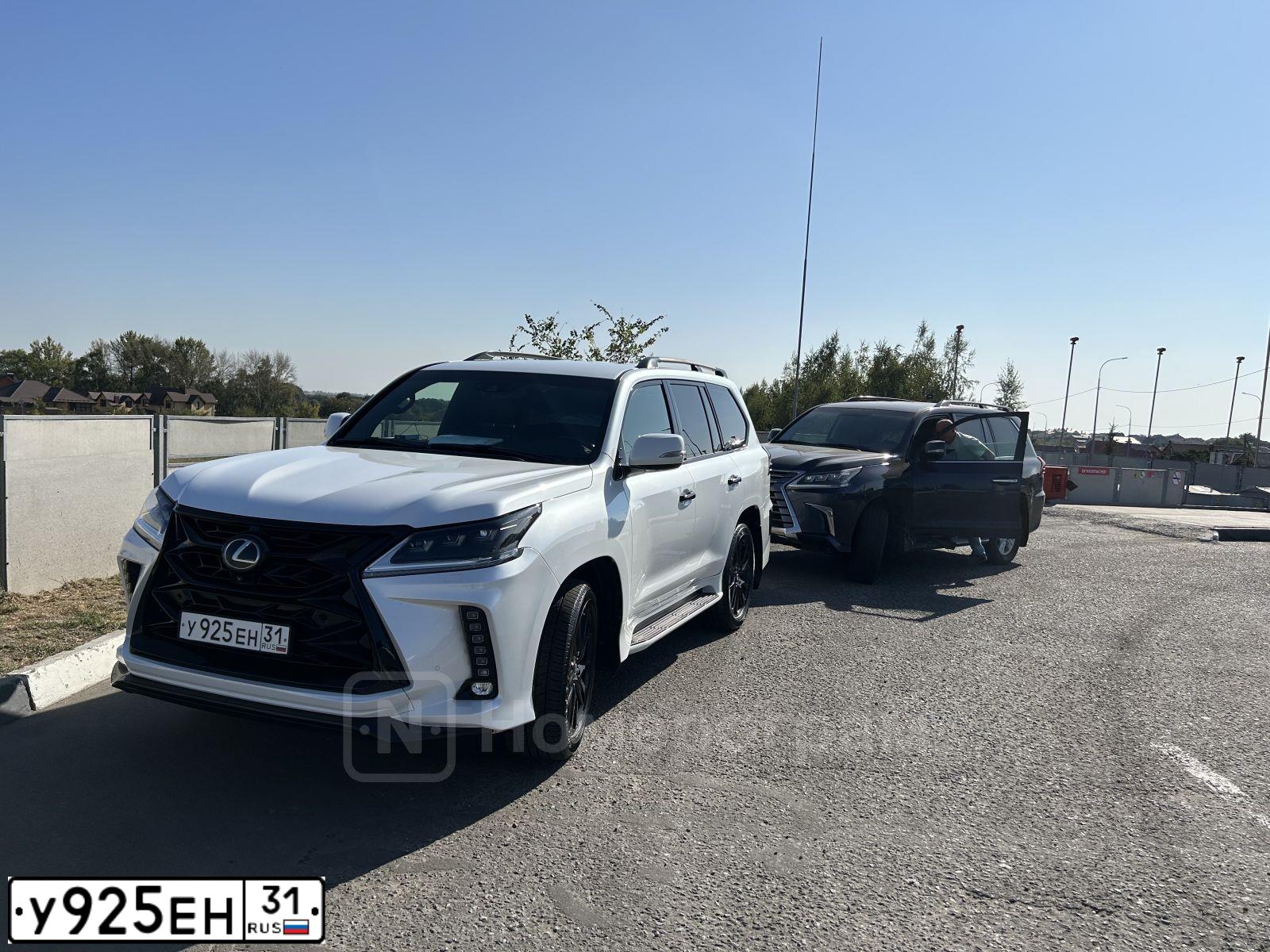 Фото автомобиля LEXUS S LX, 2018 — госномер У925ЕН31. Цвет: Белый