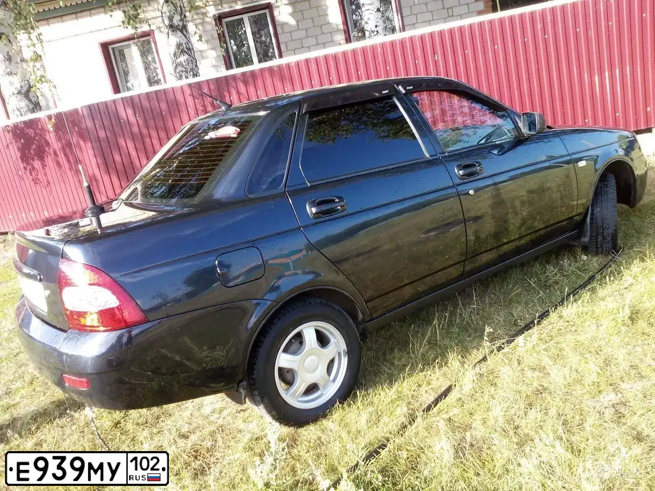 Фото автомобиля LADA 2170 PRIORA, 2008 — госномер Е939МУ102. Цвет: ГРАФИТОВЫЙ М ЕТАЛИК