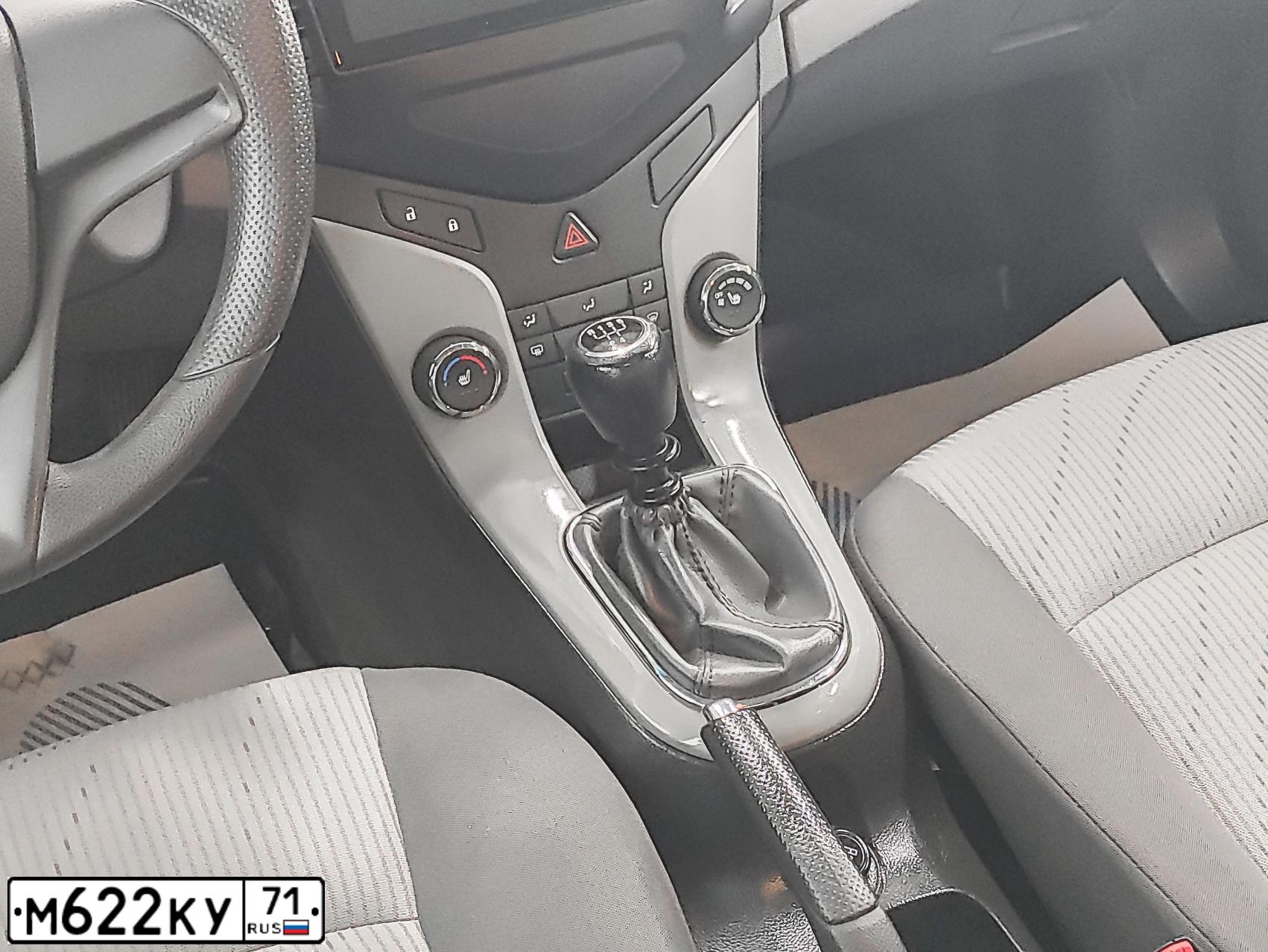 Фото автомобиля CHEVROLET CRUZE, 2011 — госномер Н564ВУ71. Цвет: Белый