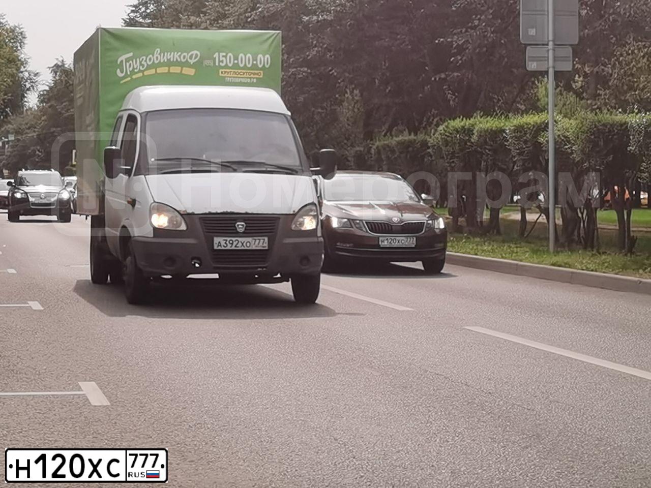 Фото автомобиля SKODA OCTAVIA, 2017 — госномер К211ТВ134. Цвет: Коричневый