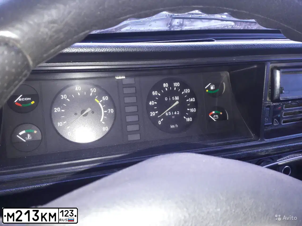 Фото автомобиля LADA 2107, 2006 — госномер М805ММ93. Цвет: ЯРКО-БЕЛЫЙ