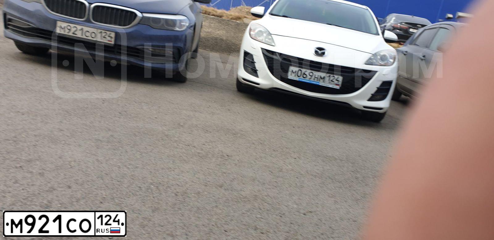 Фото автомобиля БМВ 520D, 2017 — госномер Н590ТУ18. Цвет: синий