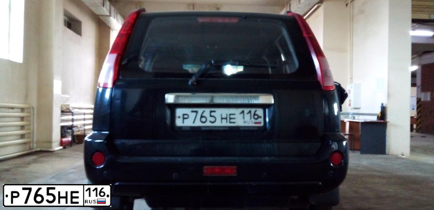 Фото автомобиля NISSAN X-TRAIL, 2005 — госномер Р765НЕ116. Цвет: ЧЕРНЫЙ