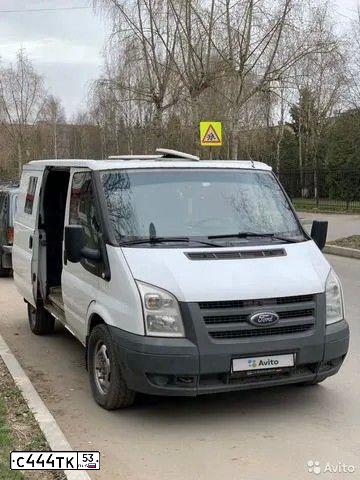 Фото автомобиля FORD TRANSIT, 2012 — госномер С444ТК53. Цвет: Белый