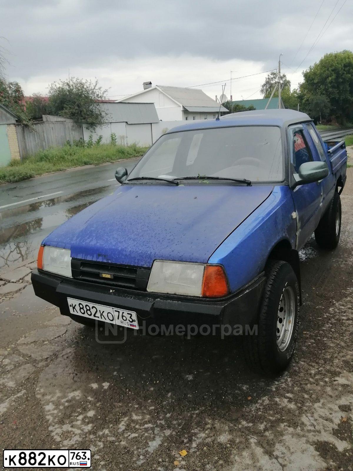 Фото автомобиля IZH 2717, 2004 — госномер Т521ОО18. Цвет: ОКЕАН