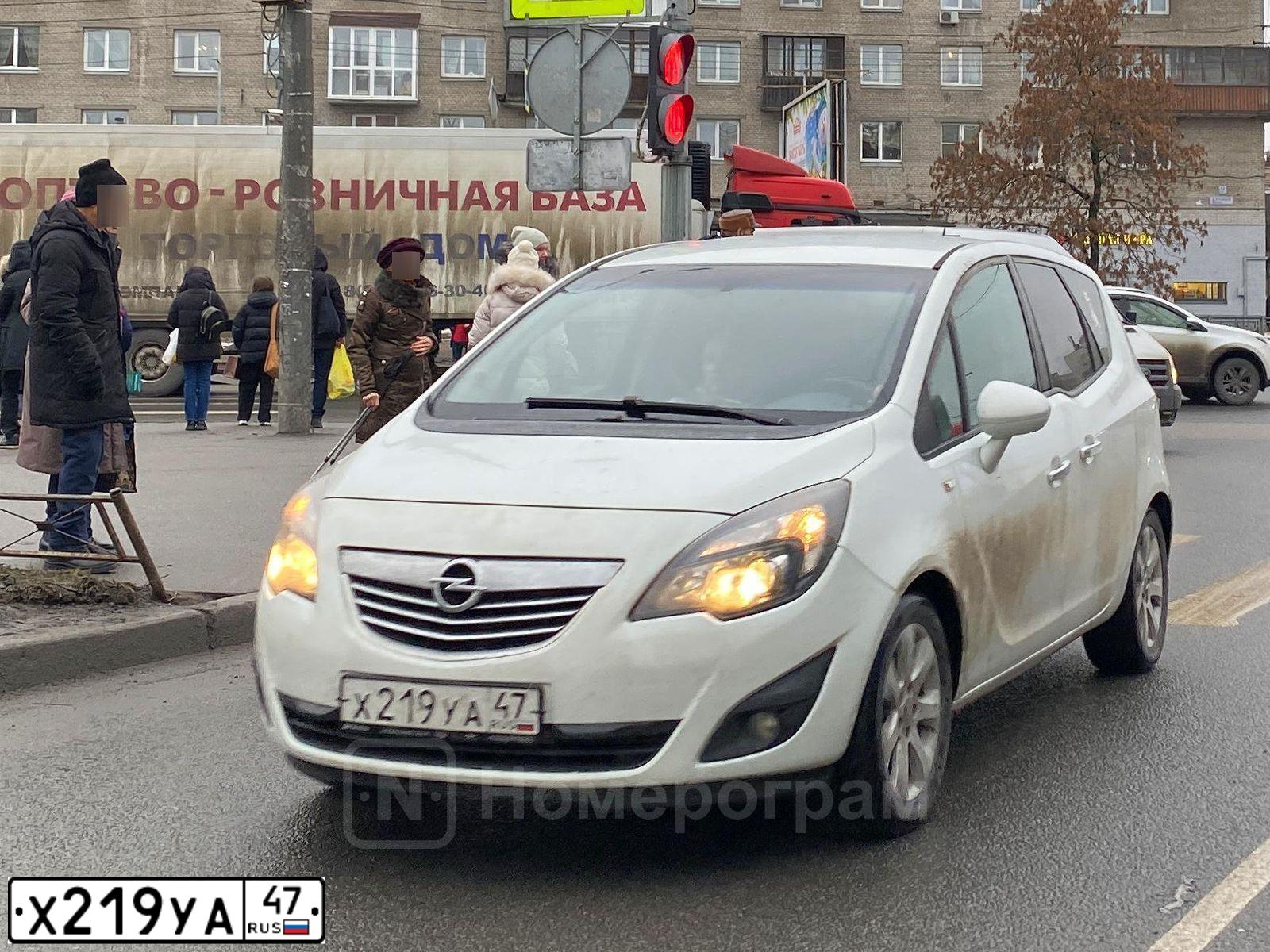 Фото автомобиля OPEL MERIVA, 2011 — госномер Х219УА47. Цвет: БЕЛЫЙ