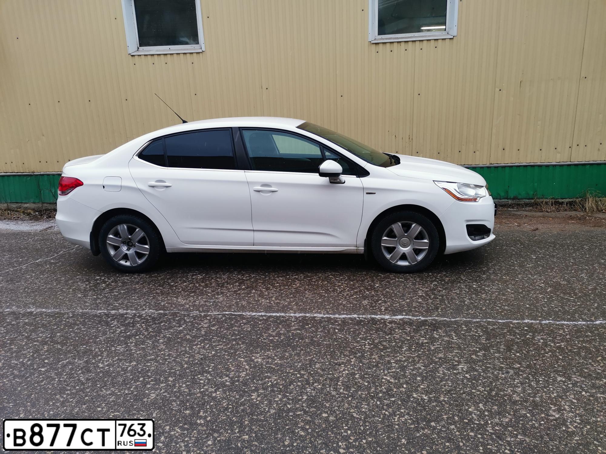 Фото автомобиля CITROEN C4, 2014 — госномер В877СТ763. Цвет: Белый