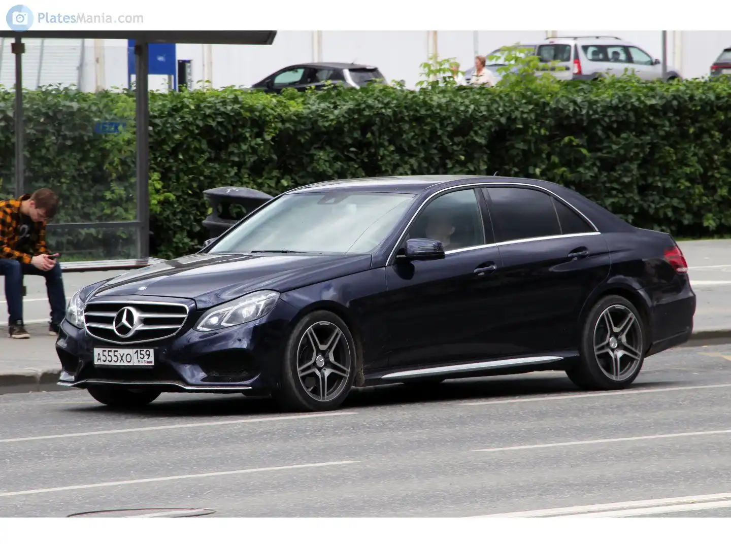 Фото автомобиля MERCEDES E-KLASSE, 2014 — госномер А555ХО159. Цвет: синий