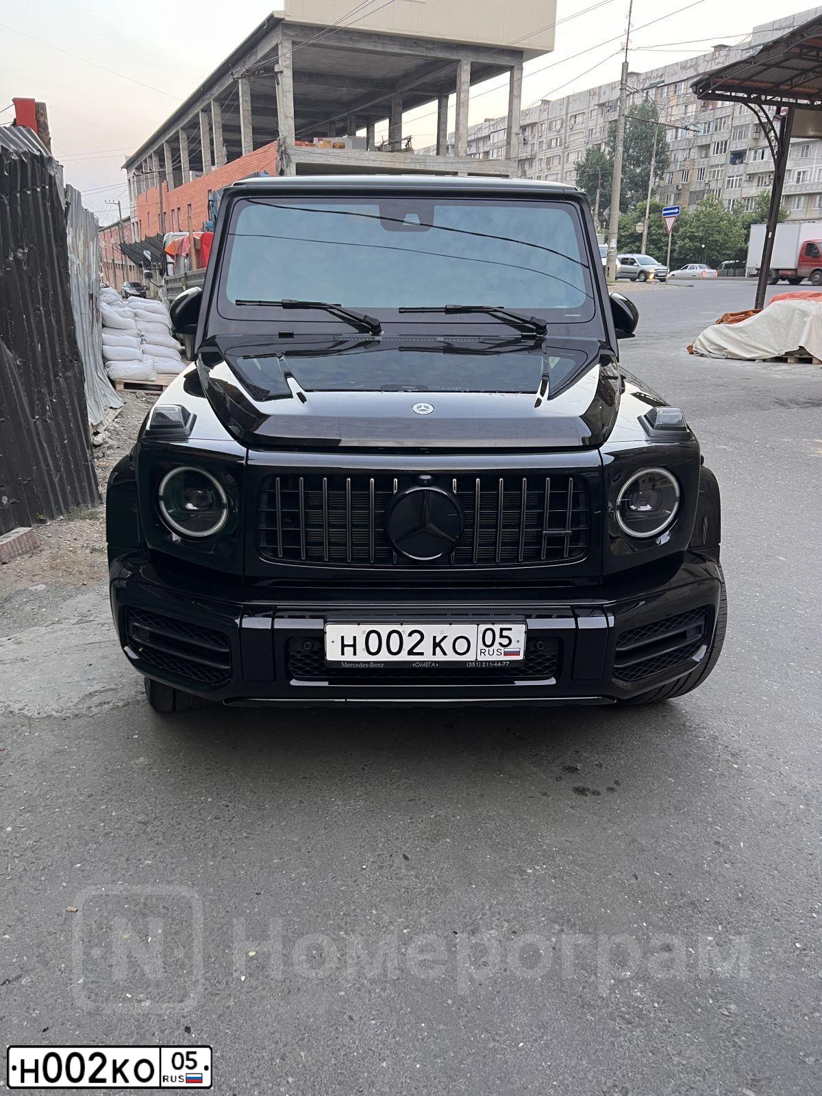 Фото автомобиля GAZ 3102 WOLGA, 2006 — госномер Н002КО05. Цвет: СИЛЬВЕР
