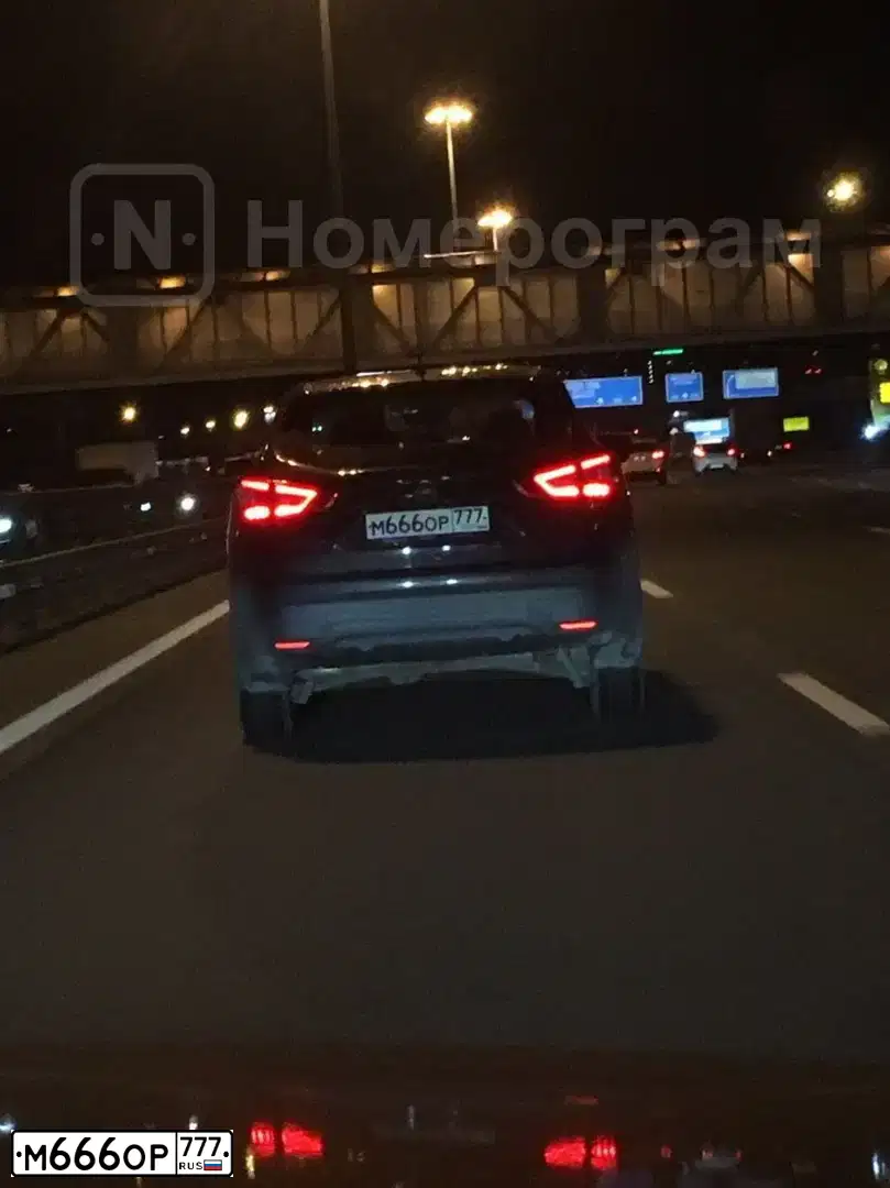 Фото автомобиля NISSAN QASHQAI, 2015 — госномер М666ОР777. Цвет: ЧЕРНЫЙ