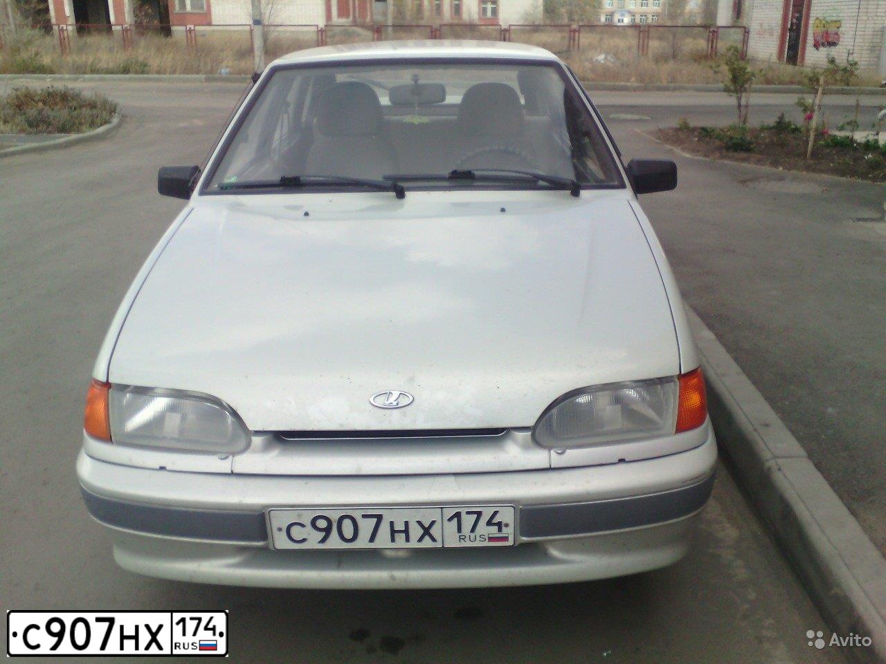 Фото автомобиля LADA 2114 SAMARA, 2005 — госномер М976РЕ24. Цвет: МОЛОЧНЫЙ
