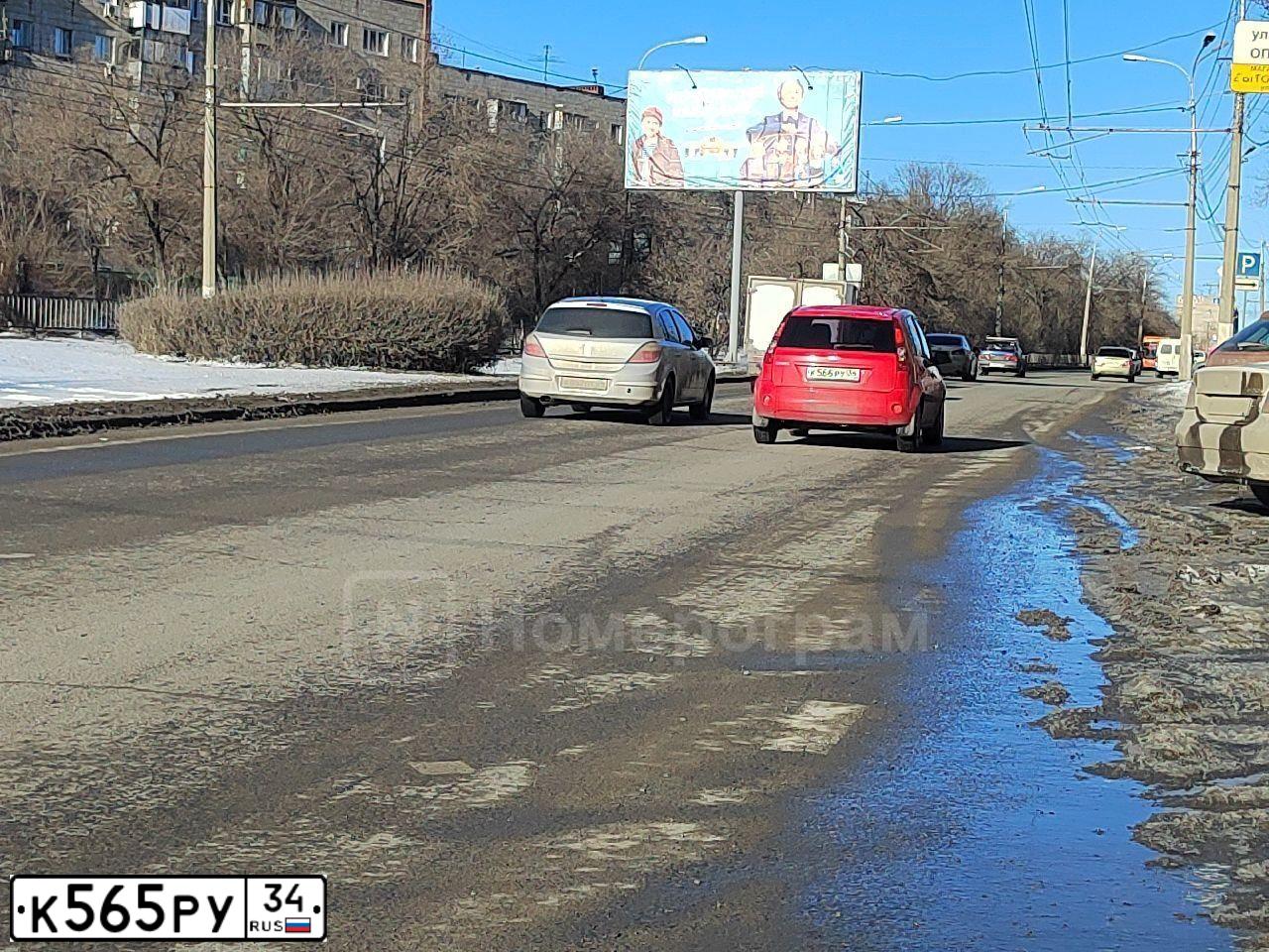 Фото автомобиля SKODA OCTAVIA, 2007 — госномер Т952РМ62. Цвет: СИНИЙ ТЕМНЫЙ