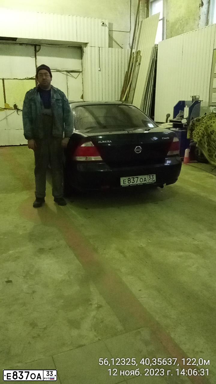 Фото автомобиля NISSAN ALMERA, 2006 — госномер Е837ОА33. Цвет: ЧЕРНЫЙ