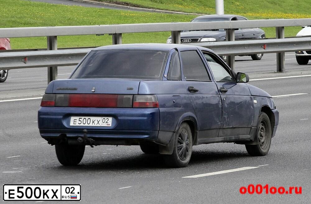 Фото автомобиля KIA RIO, 2005 — госномер Е500КХ02. Цвет: СЕРЕБРИСТЫЙ