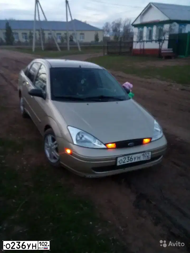 Фото автомобиля LADA LARGUS, 2012 — госномер О236АУ102. Цвет: СЕРЕБРИСТЫЙ