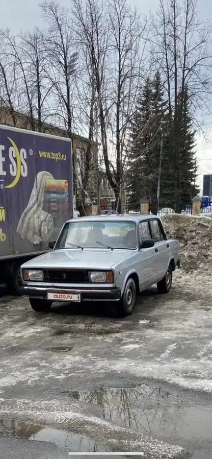Фото автомобиля LADA 2105 LADA, 2010 — госномер У351ОА790. Цвет: СВЕТЛО-СЕРЕБРИСТЫЙ МЕТАЛЛ