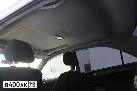 Фото автомобиля TOYOTA CAMRY, 2003 — госномер В400АК142. Цвет: Белый