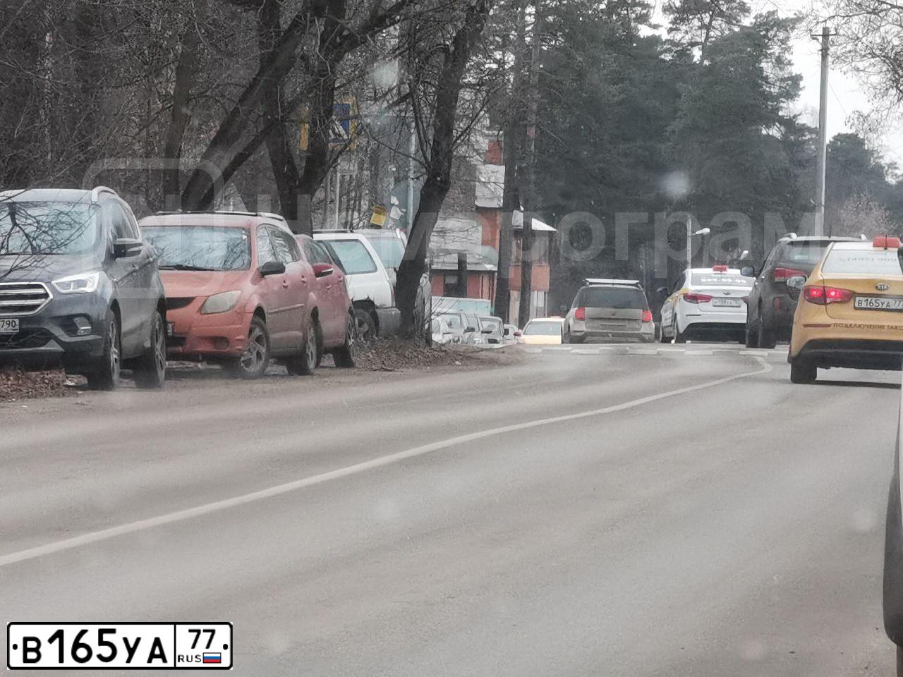 Фото автомобиля VOLKSWAGEN PASSAT, 1997 — госномер Р197ВМ97. Цвет: ЧЕРНЫЙ