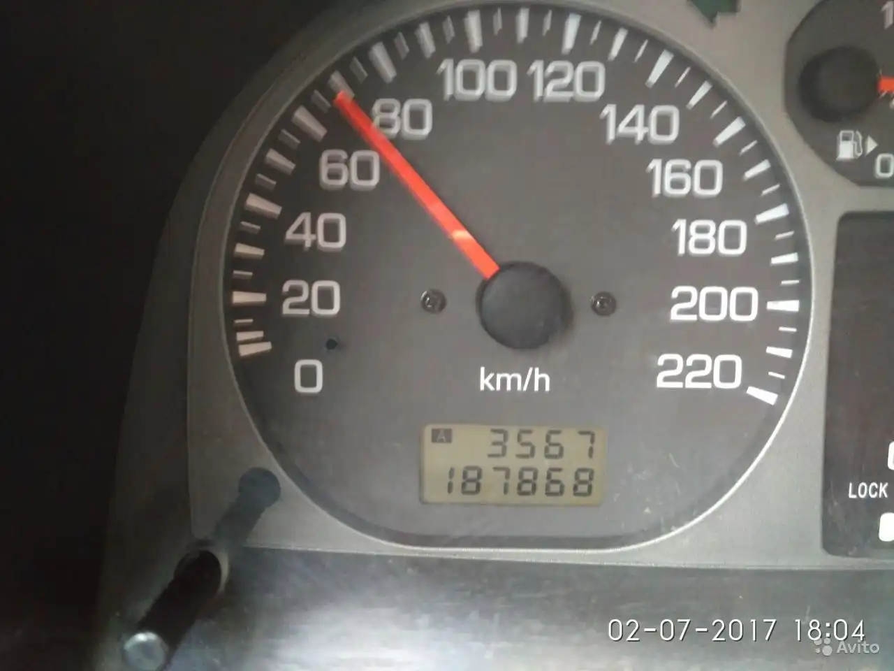 Фото автомобиля MITSUBISHI PAJERO PININ, 2005 — госномер О608НН98. Цвет: Серый