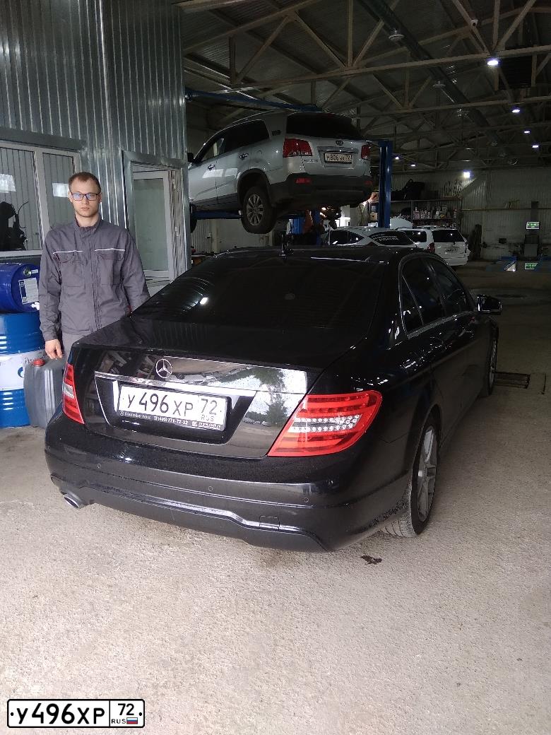 Фото автомобиля MERCEDES C-KLASSE, 2012 — госномер Т101ВХ197. Цвет: ЧЕРНЫЙ