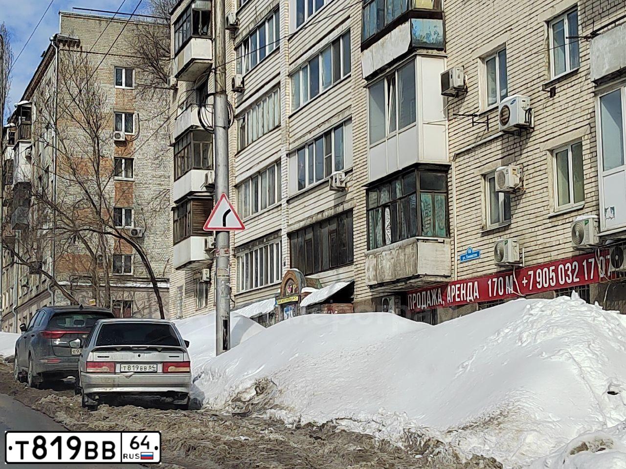 Фото автомобиля LADA 2114 SAMARA, 2011 — госномер Т819ВВ64. Цвет: СВЕТЛО СЕРЕБРИСТЫЙ