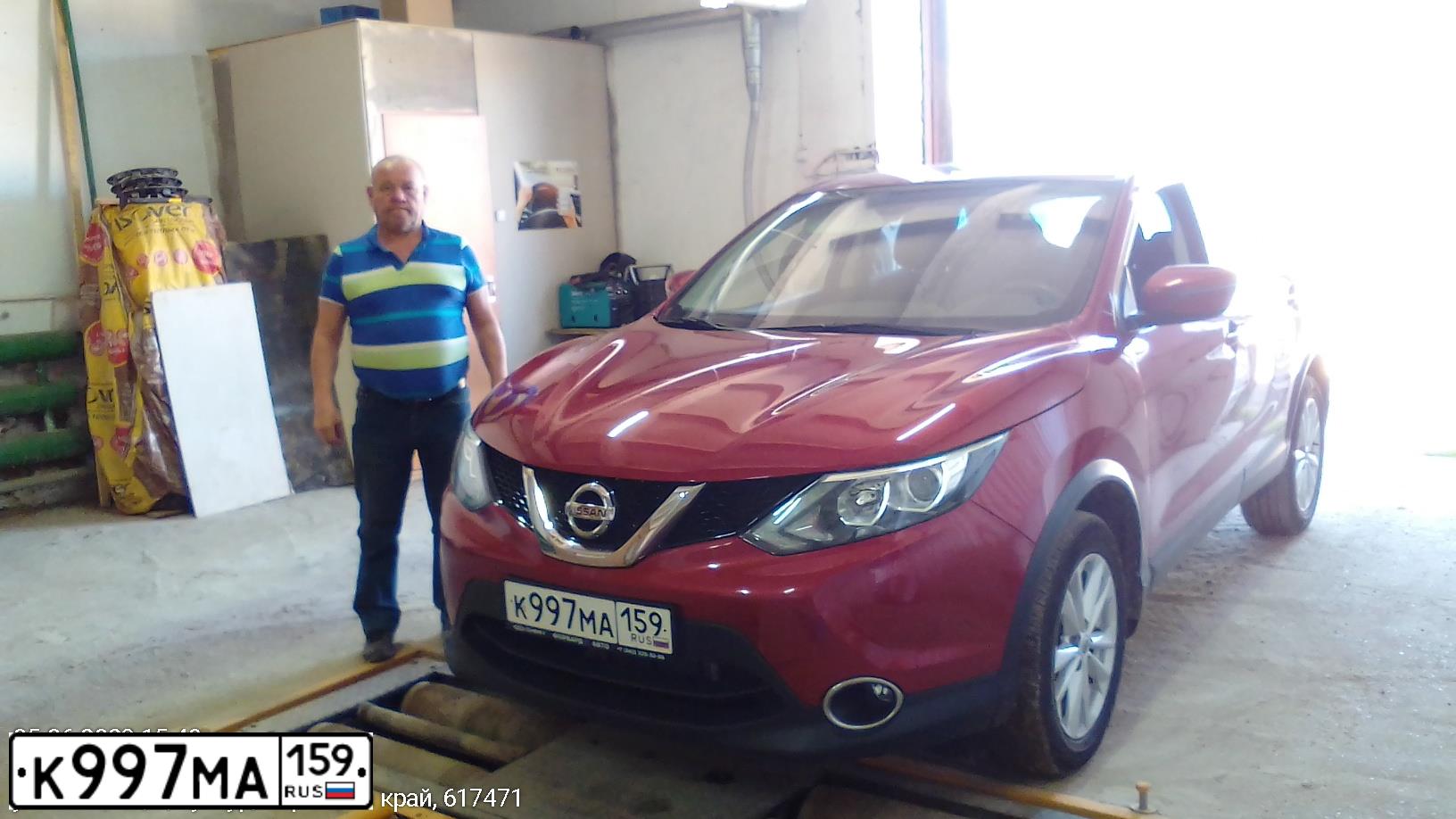 Фото автомобиля NISSAN QASHQAI, 2015 — госномер К997МА159. Цвет: КРАСНЫЙ