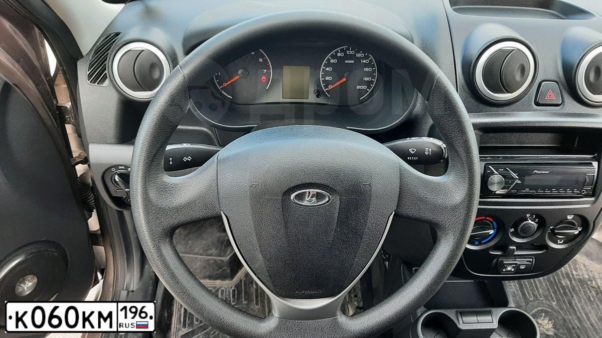 Фото автомобиля LADA 2191 GRANTA, 2018 — госномер К060КМ196. Цвет: ЗОЛОТИСТО-КОРИЧНЕВЫЙ