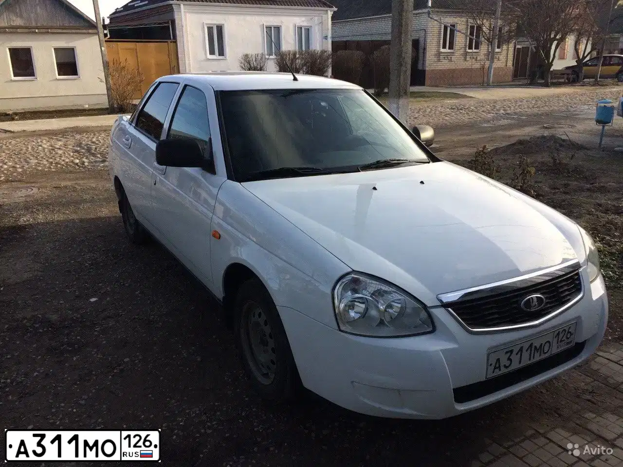 Фото автомобиля LADA 2170 PRIORA, 2014 — госномер Е794ЕК126. Цвет: Белый