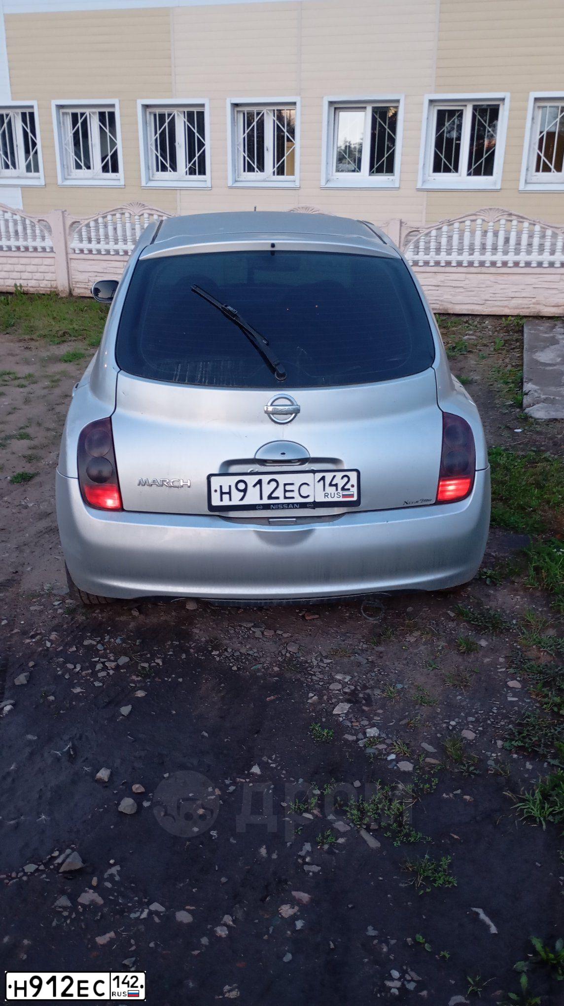 Фото автомобиля NISSAN MARCH, 2002 — госномер Н912ЕС142