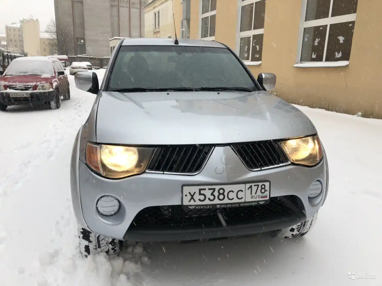Фото автомобиля HONDA CR-V4WD, 1999 — госномер А346АО155. Цвет: Красный